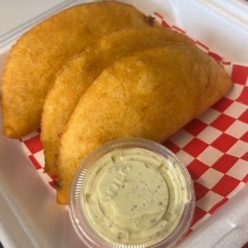 Best Food Trucks | La Maracucha Venezuelan Food